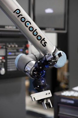 ProCobot in front of a Hurco CNC Machine